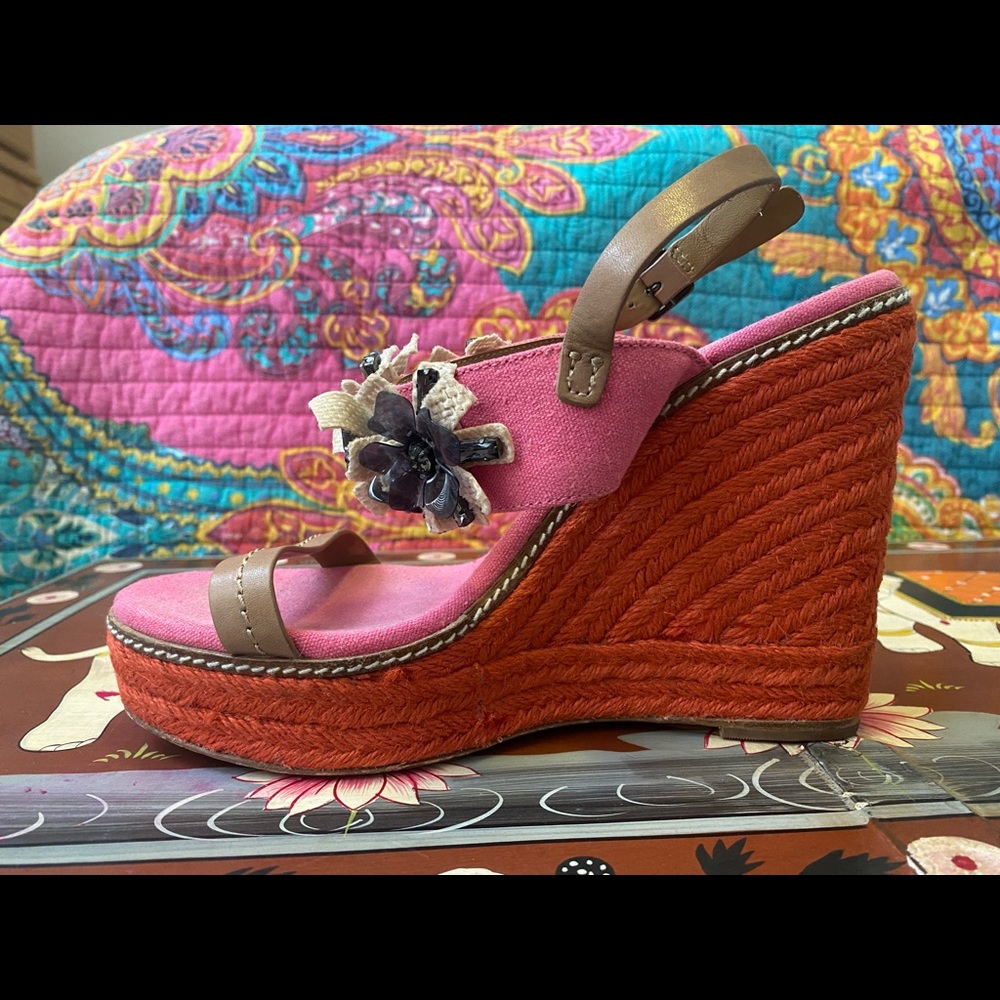 Tory Burch size 10 wedge Espadrille.
